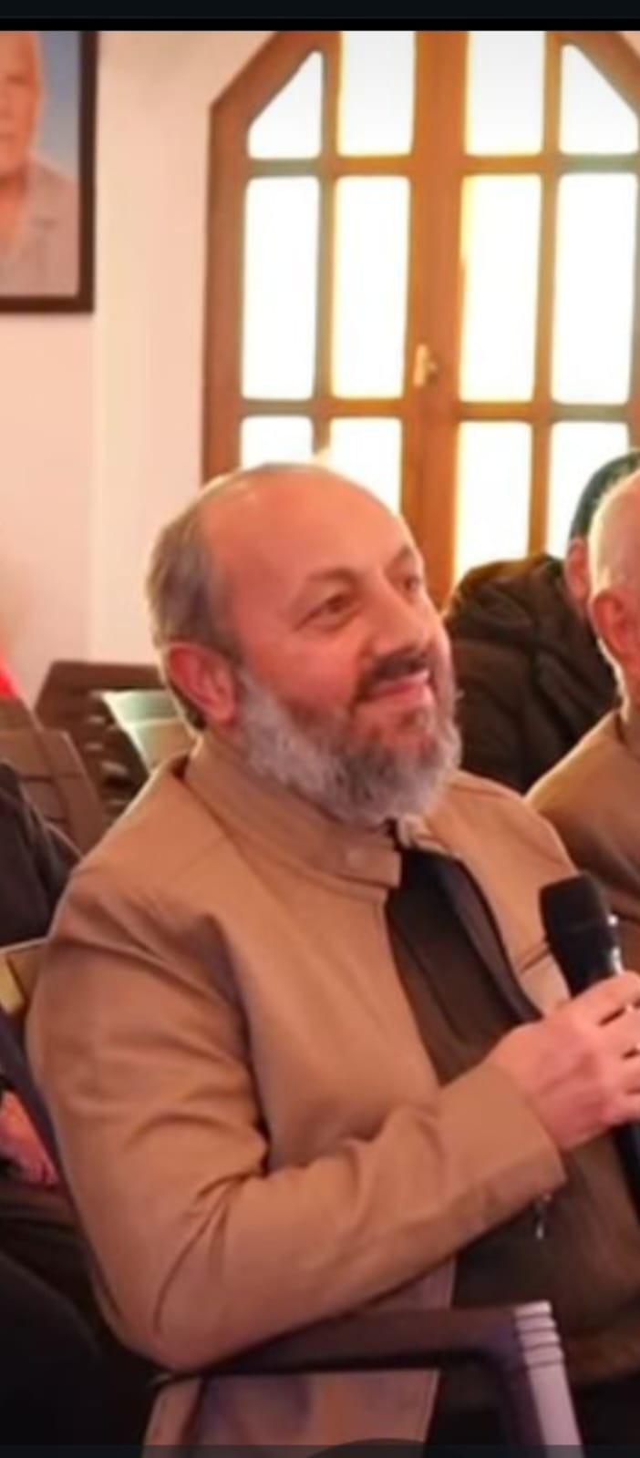 إرتقاء السعيد  علي داوود عميص من بلدة  عبا في الغارة  التي إستهدفت سيارته على طريق عبا - الدوير