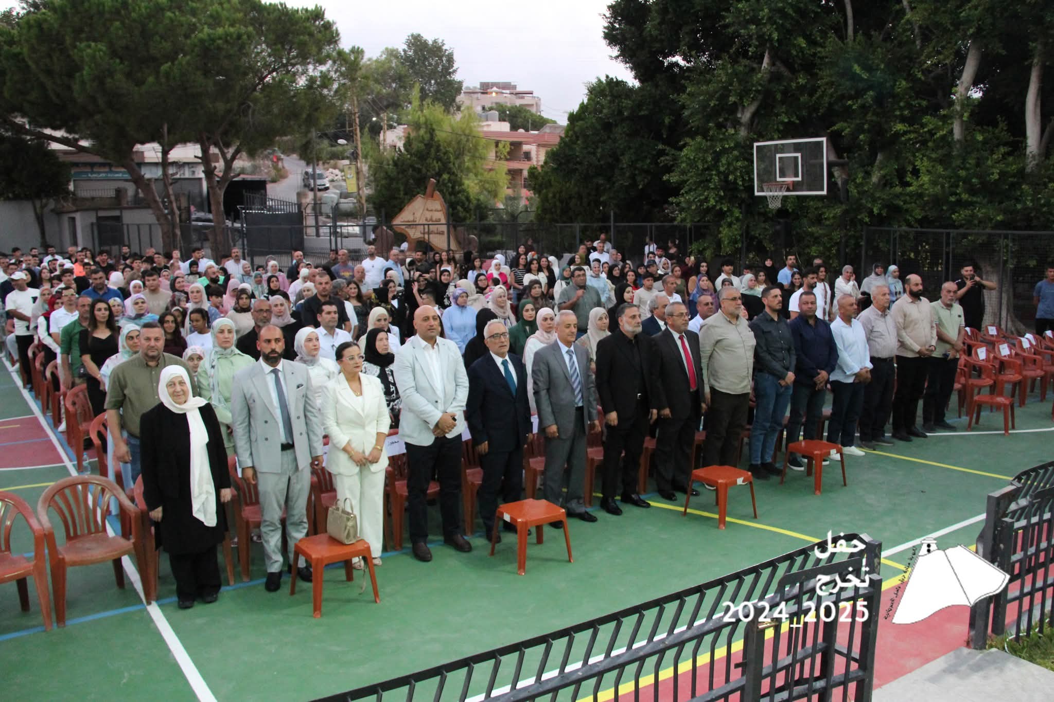  بهية الحريري خلال حفل تخريج وتكريم طلاب ثانوية منارة جبل عامل في المروانية : يثبتون أنّ لبنان رغم الجراح ما زال قادراَ على العطاء وأنّ الجنوب برموزه وقيمه يظلّ شعلة النّور والتّجدد