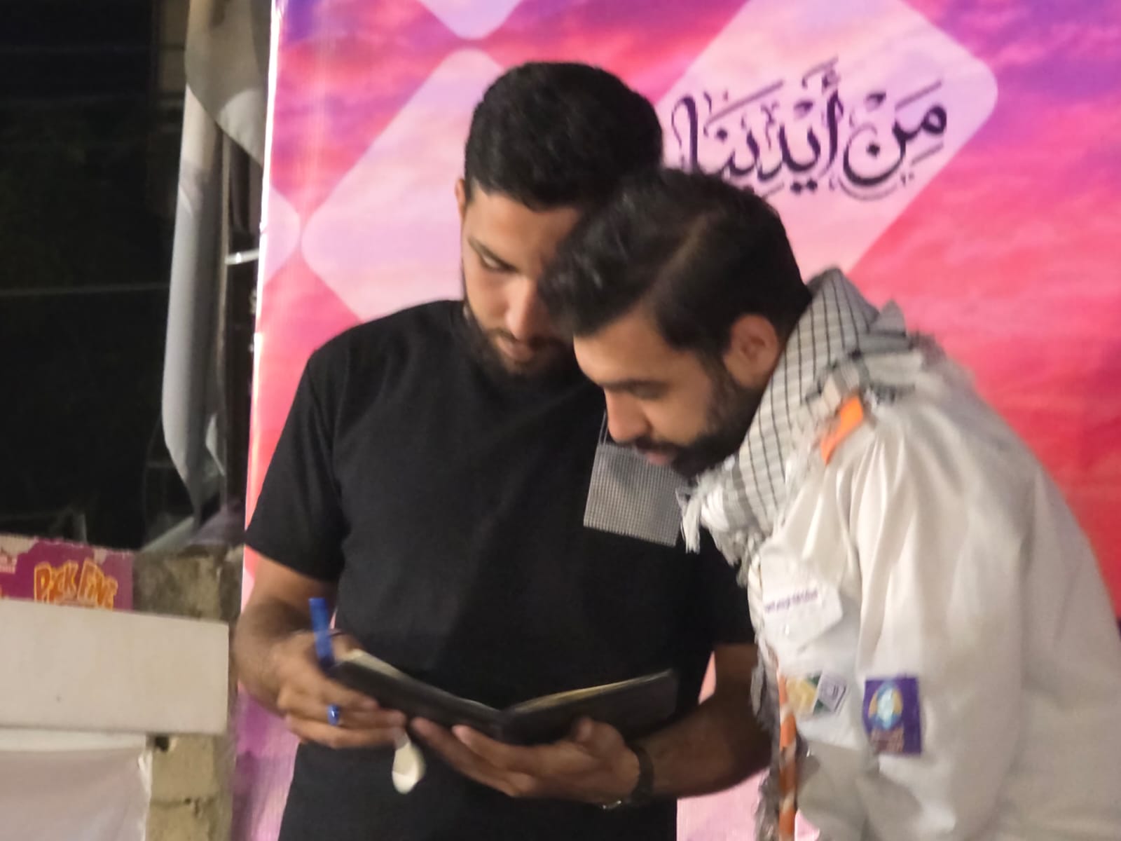 صور منوعة  اليوم الرابع من معرض ( من ايدينا ) المروانية 