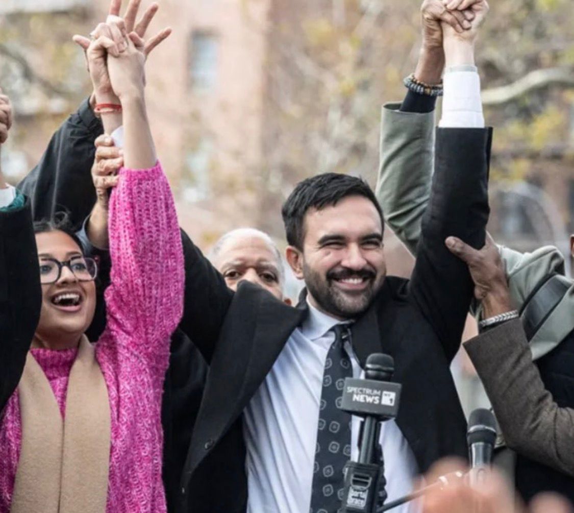 زهران ممداني يفوز بمنصب عمدة مدينة نيويورك في سابقة تاريخية